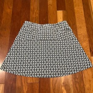 TAIL Active Skort Ladies Size Medium EUC Deep Front Pockets Sport Golf Picklebal